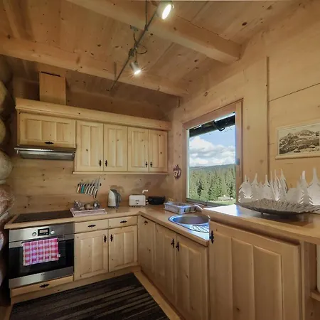 Alpejska Szarotka * Nowe Bystre